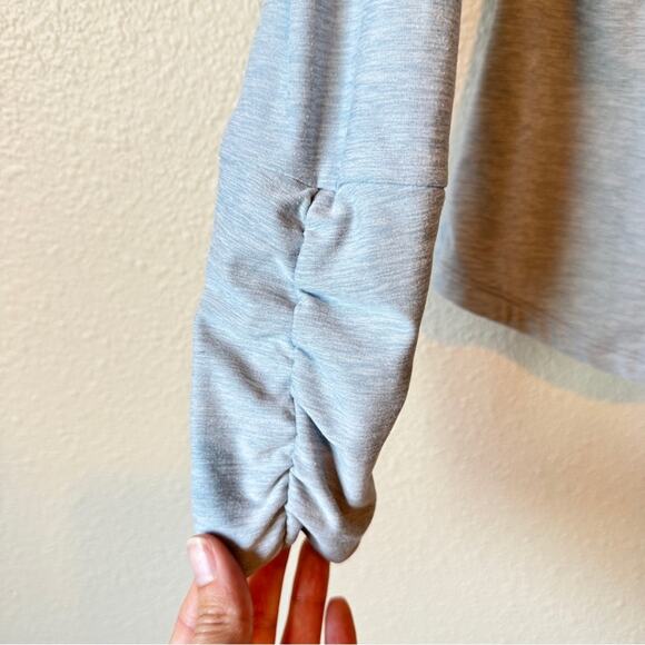 Title Nine Light Blue Ruched Long Sleeve Tee Shirt Womens XS Casual Gorpcore Top - Picture 2 of 10